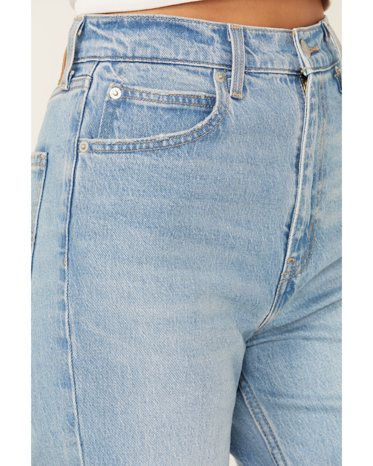 Image #2 - Levi's Premium Women's Light Wash 70s High Rise Stretch Flare Jeans, Light Wash, hi-res