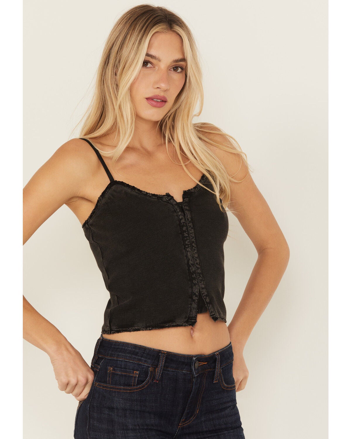 Idyllwind Women's Lace Trim Cami, Black, hi-res