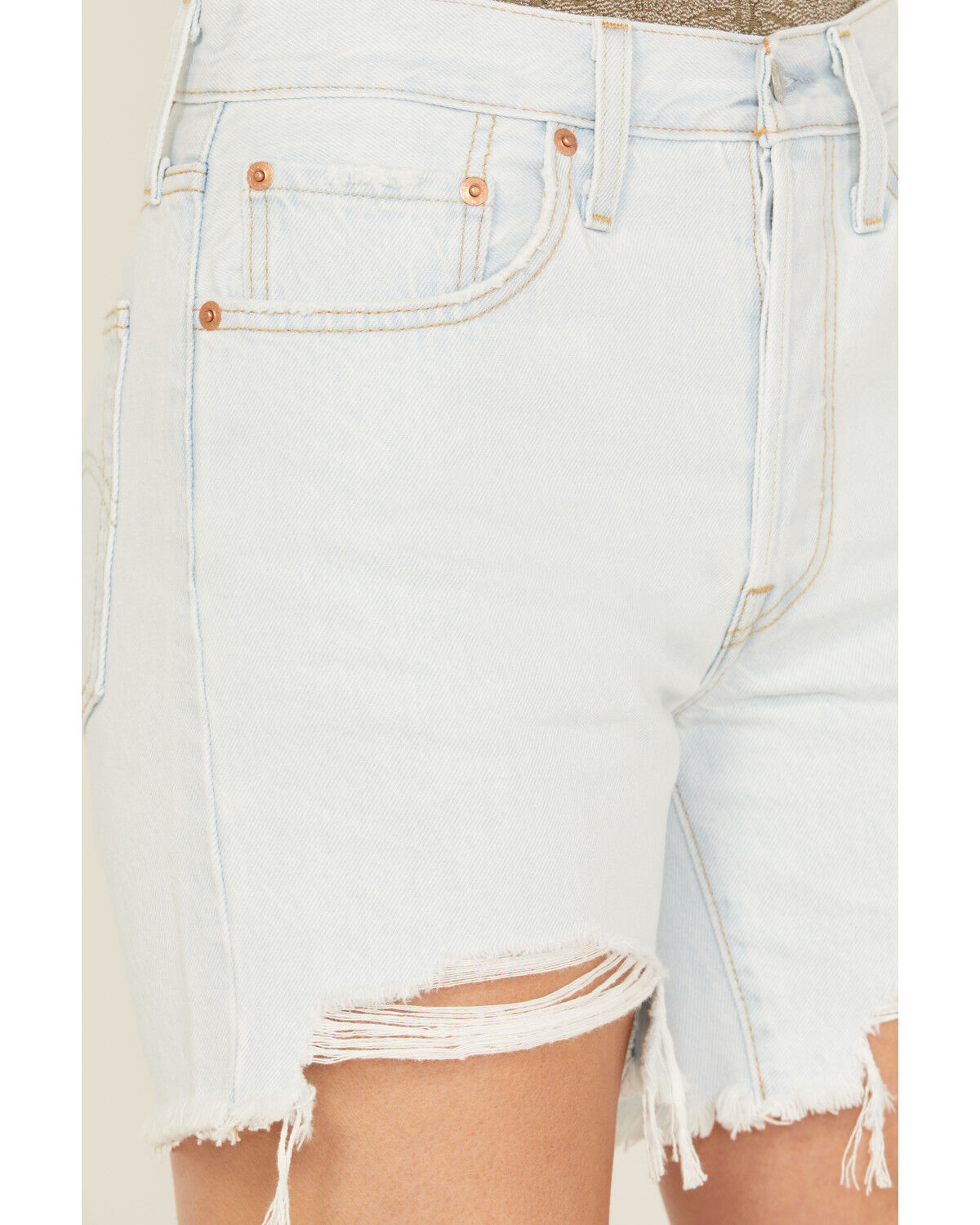 Product Name:  Levi's Women's 501® Fade Off Light Wash High Rise Mid Thigh Denim Shorts