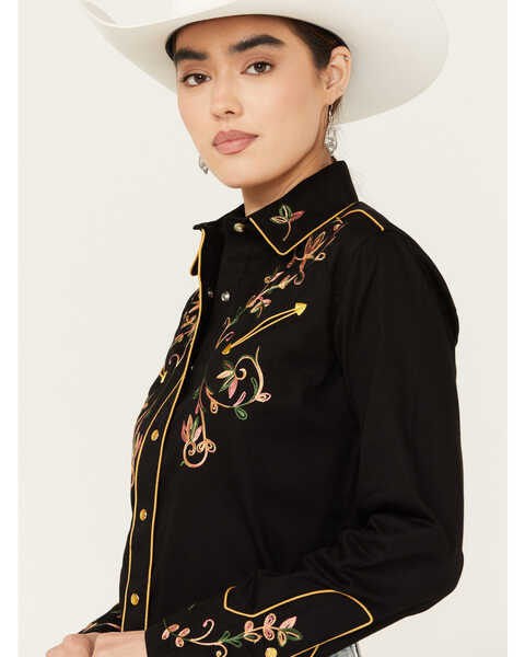 Rockmount Ranchwear Women's Floral Embroidered Long Sleeve Pearl Snap Western Shirt, Black, hi-res