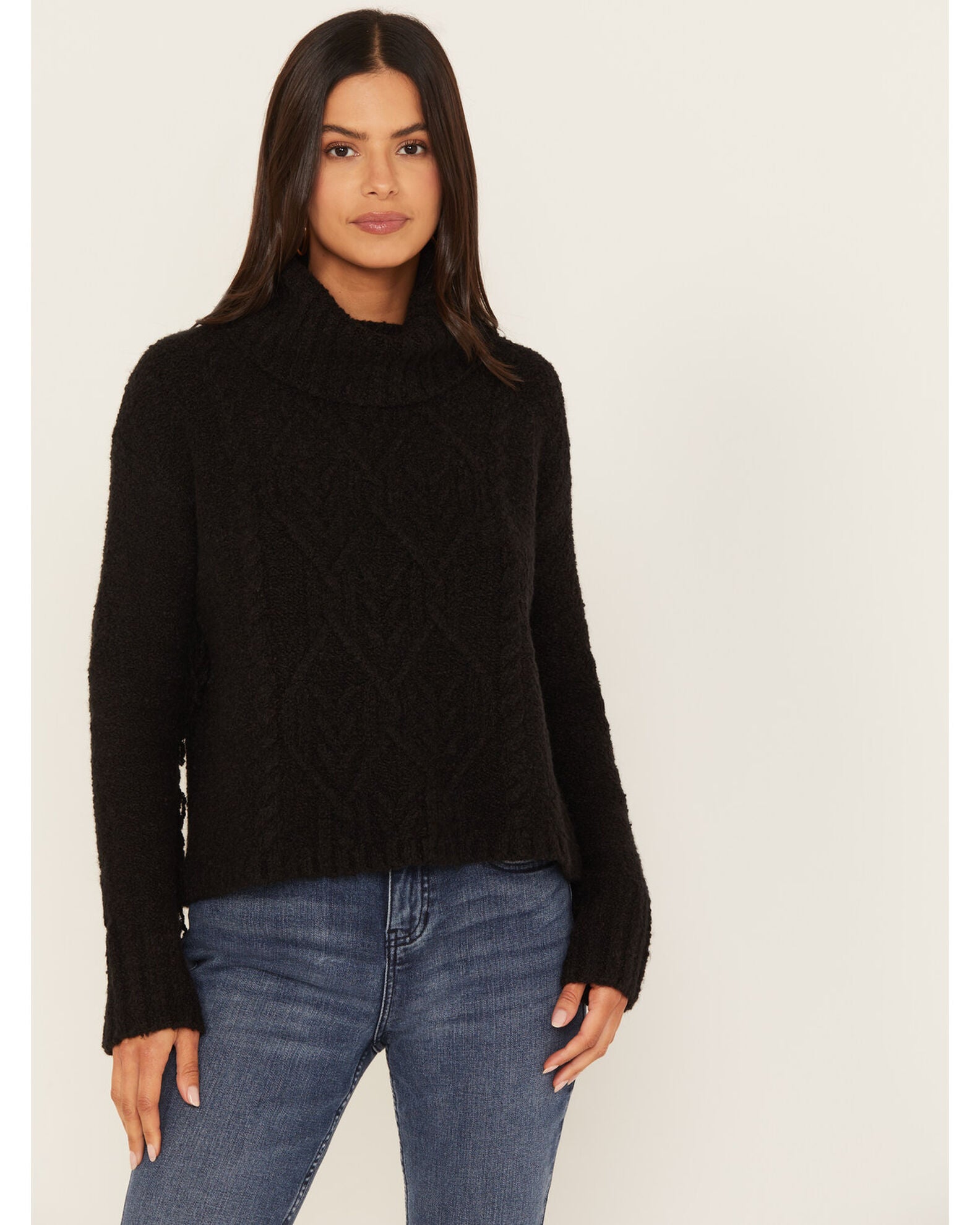 Shyanne Women's Cable Fringe Sweater, Black