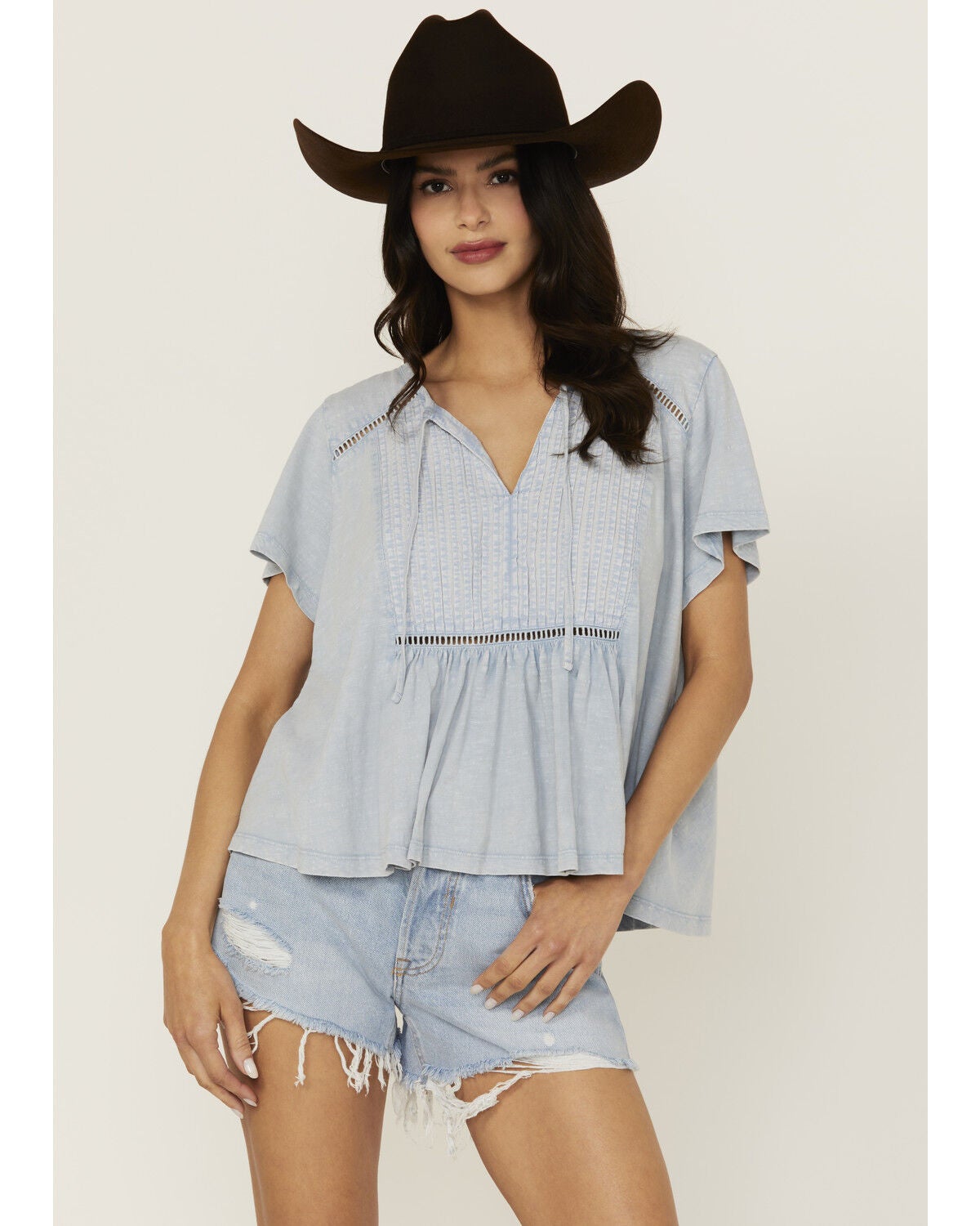 Cleo + Wolf Women's Bella Pintuck Detail Peasant Short Sleeve Blouse, Light Blue, hi-res