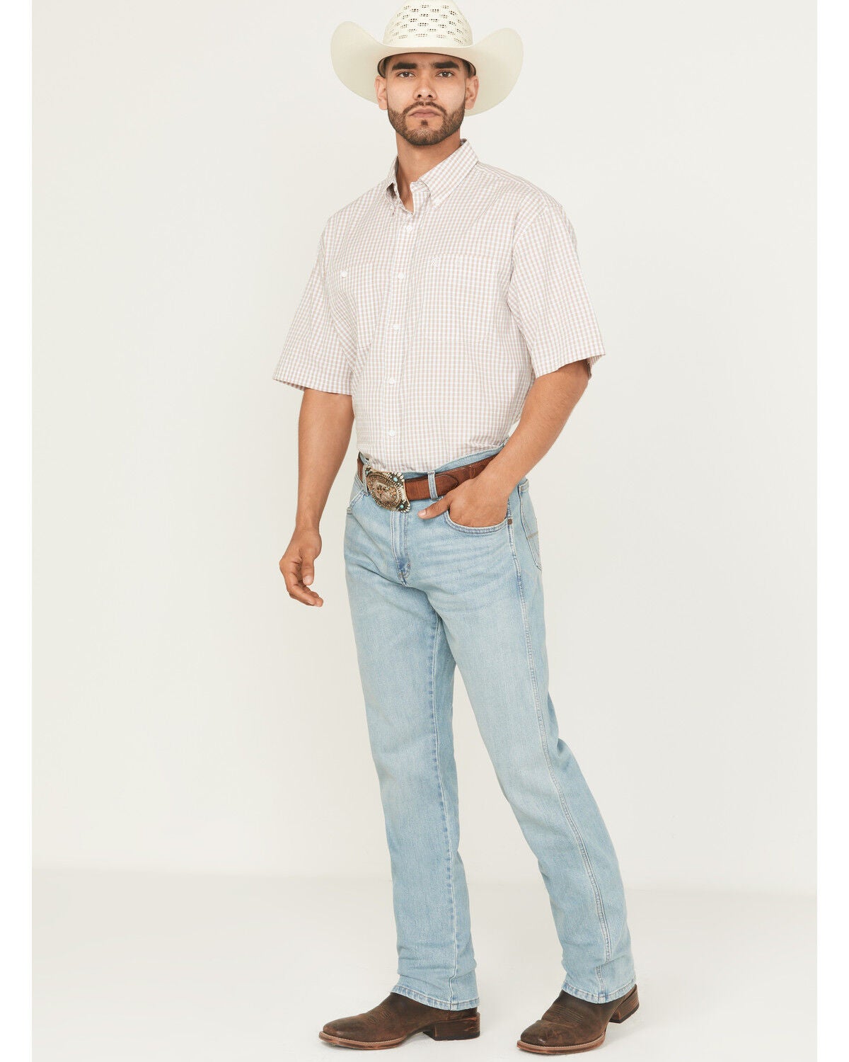 Wrangler Retro Men's 88MWZ Mendenhall Light Wash Slim Straight Stretch Denim Jeans, Light Wash, hi-res