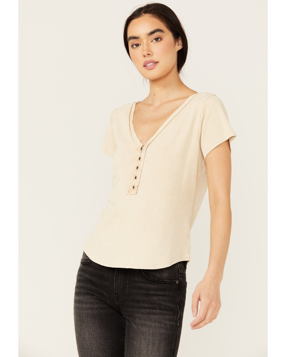 Idyllwind Women's Vaughn Henley Short Sleeve Shirt, Off White, hi-res