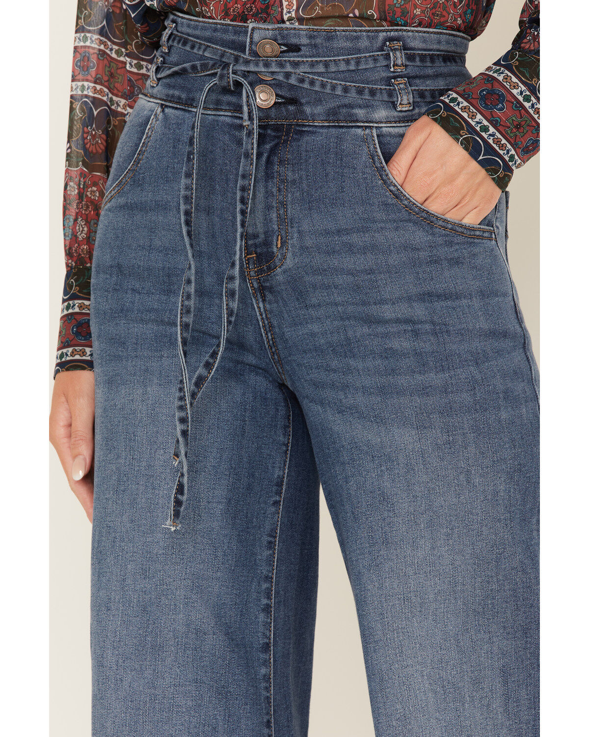 Image #2 - Shyanne Women's Medium Wash High Rise Belted Trouser Wide Jeans, , hi-res