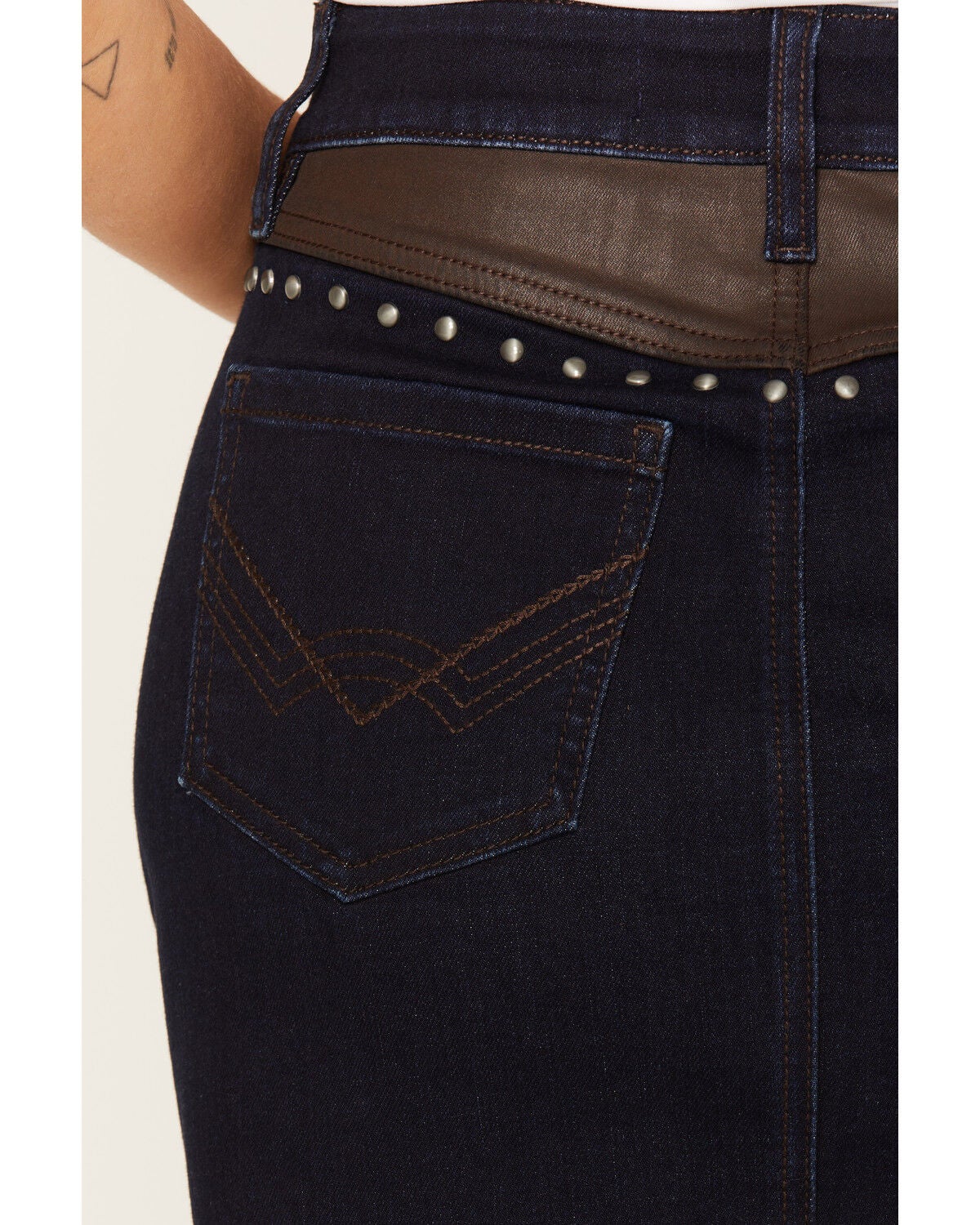 Image #6 - Idyllwind Women's Duluth Coated Yoke Dark Wash Stretch Denim Mini Skirt, Dark Wash, hi-res