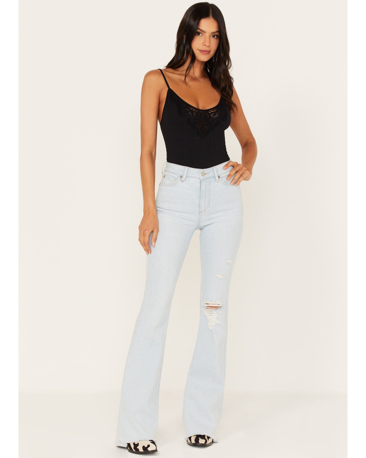 Idyllwind Women's Light Wash West Avenue High Risin Distressed Flare Jeans, Light Wash, hi-res