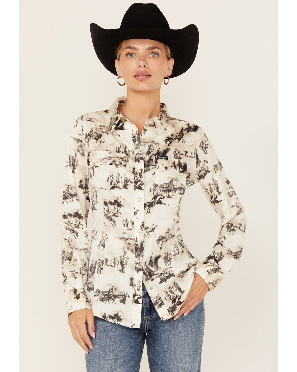 Image #1 - Wrangler Retro Women's Horse Cactus Print Long Sleeve Snap Western Shirt, , hi-res