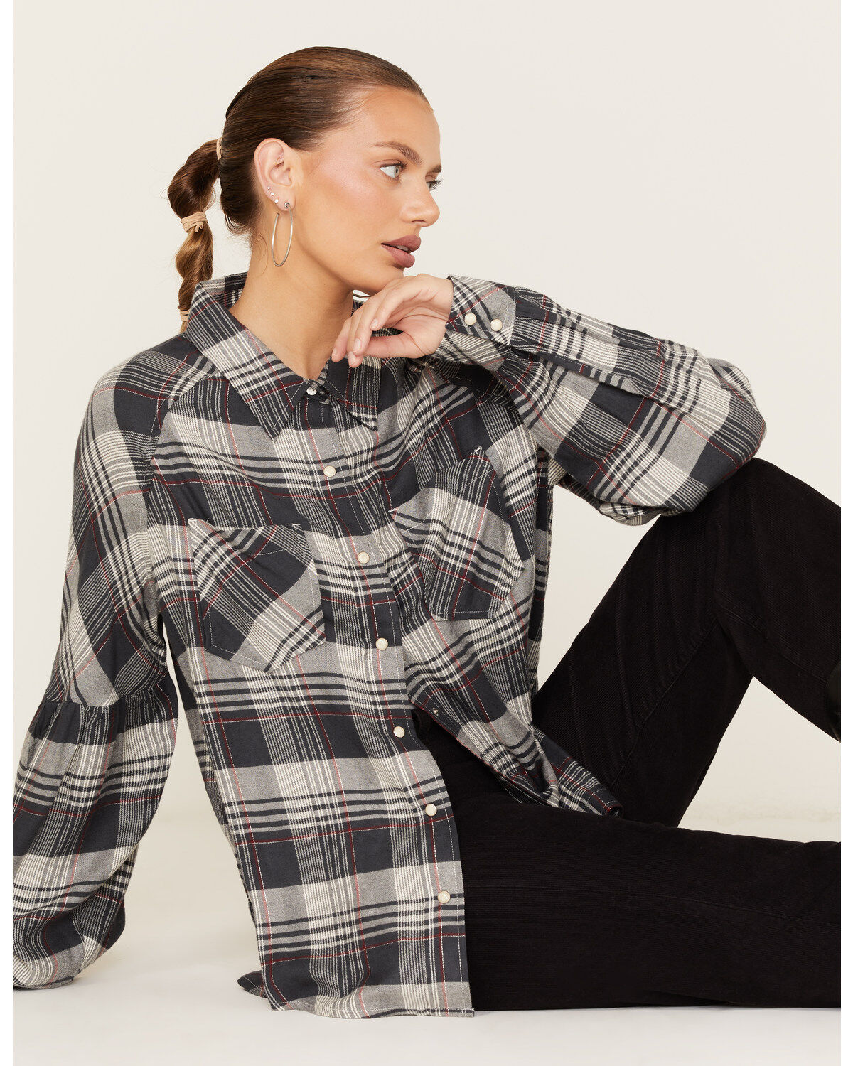 Image #1 - Wrangler Retro Women's Plaid Print Long Sleeve Pearl Snap Shirt, , hi-res