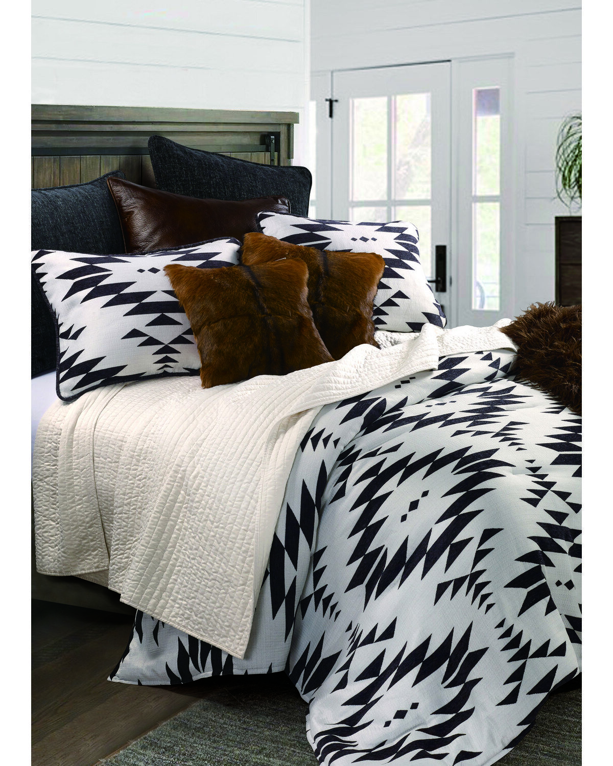 Image #1 - HiEnd Accents Amelia Super Queen Comforter Set - 3 Piece, Multi, hi-res