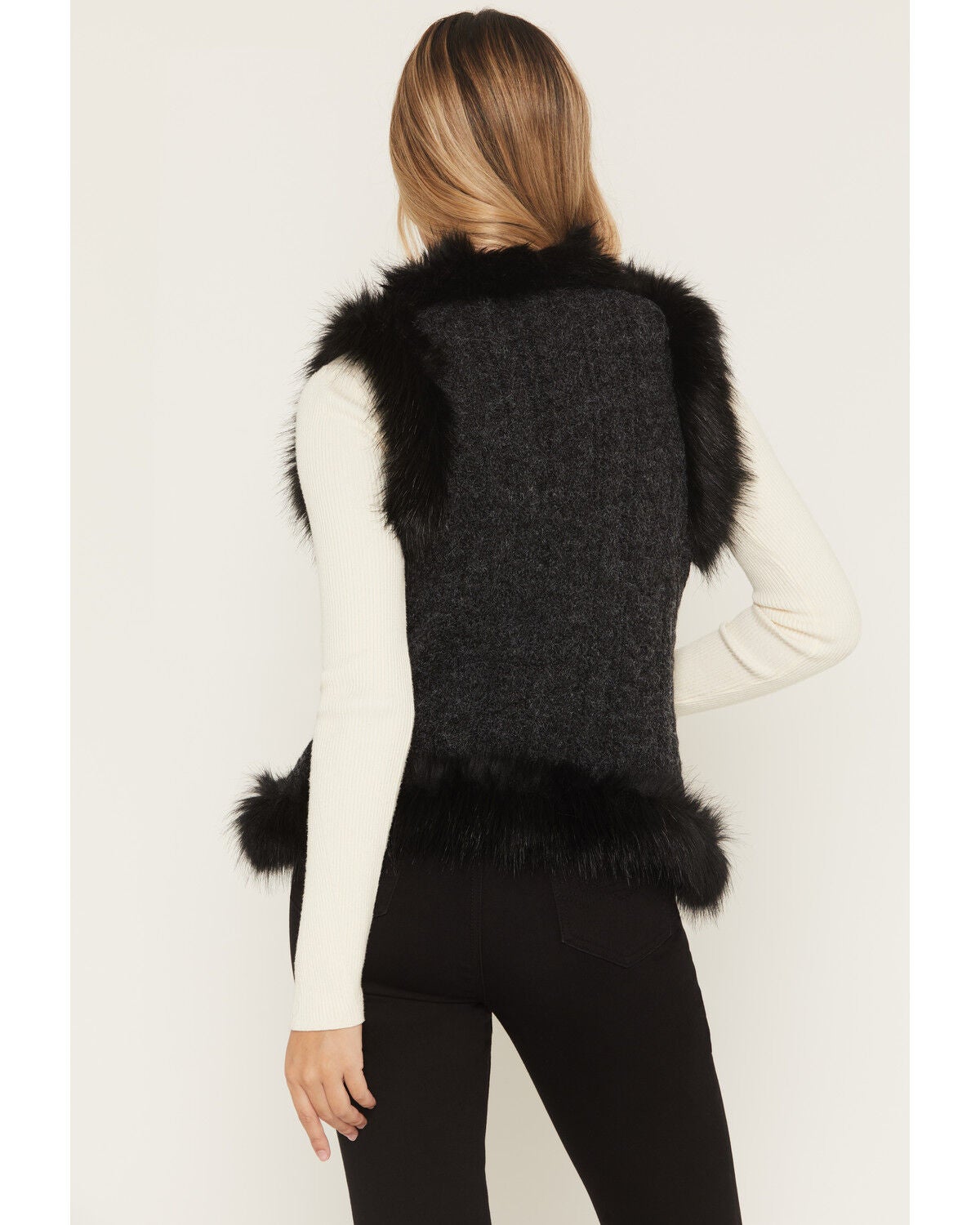 Product Name:  Shyanne Women's Cable Knit Vest