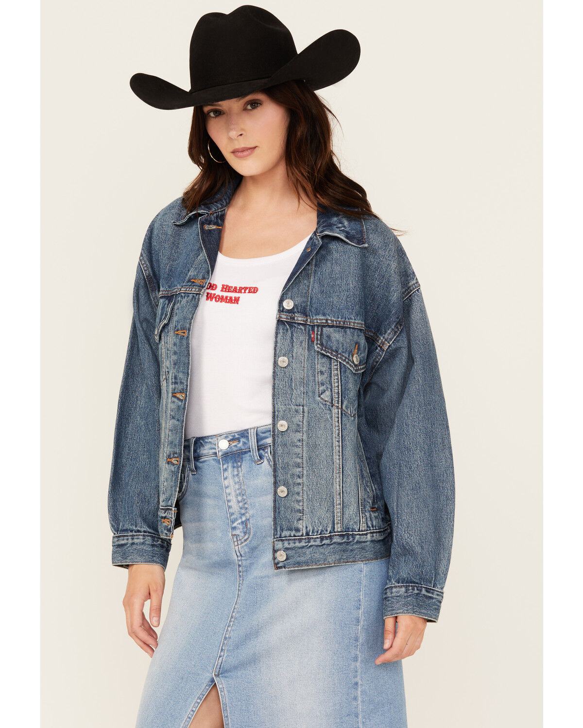 Levi's Women's Turning Heads 90's Trucker Jacket, Medium Wash, hi-res
