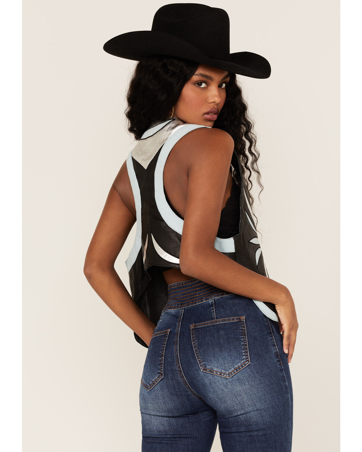 Image #5 - Understated Leather Women's Contrast Leather Bonnie Vest, Black, hi-res