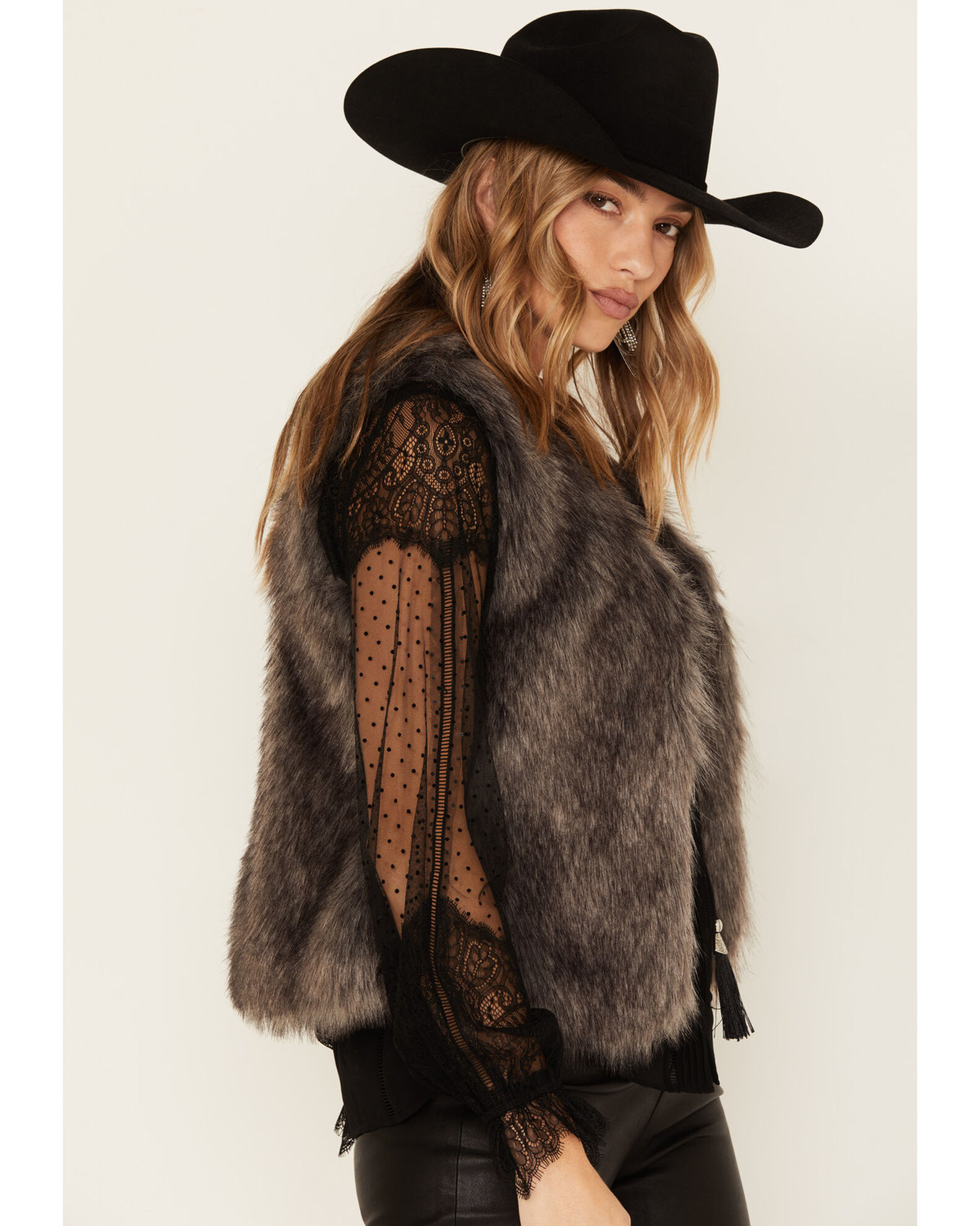 Product Name Shyanne Women's Faux Fur Vest