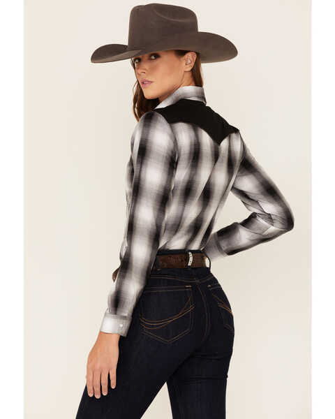 Roper Women's Plaid Print Long Sleeve Snap Western Shirt, Black, hi-res