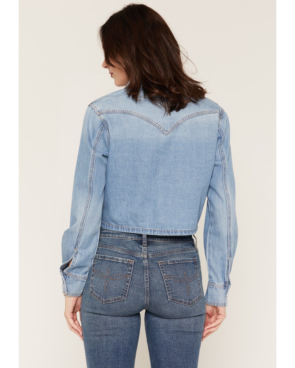 Image #4 - Ariat Women's Alameda Light Wash Long Sleeve Cropped Denim Shirt, Light Wash, hi-res