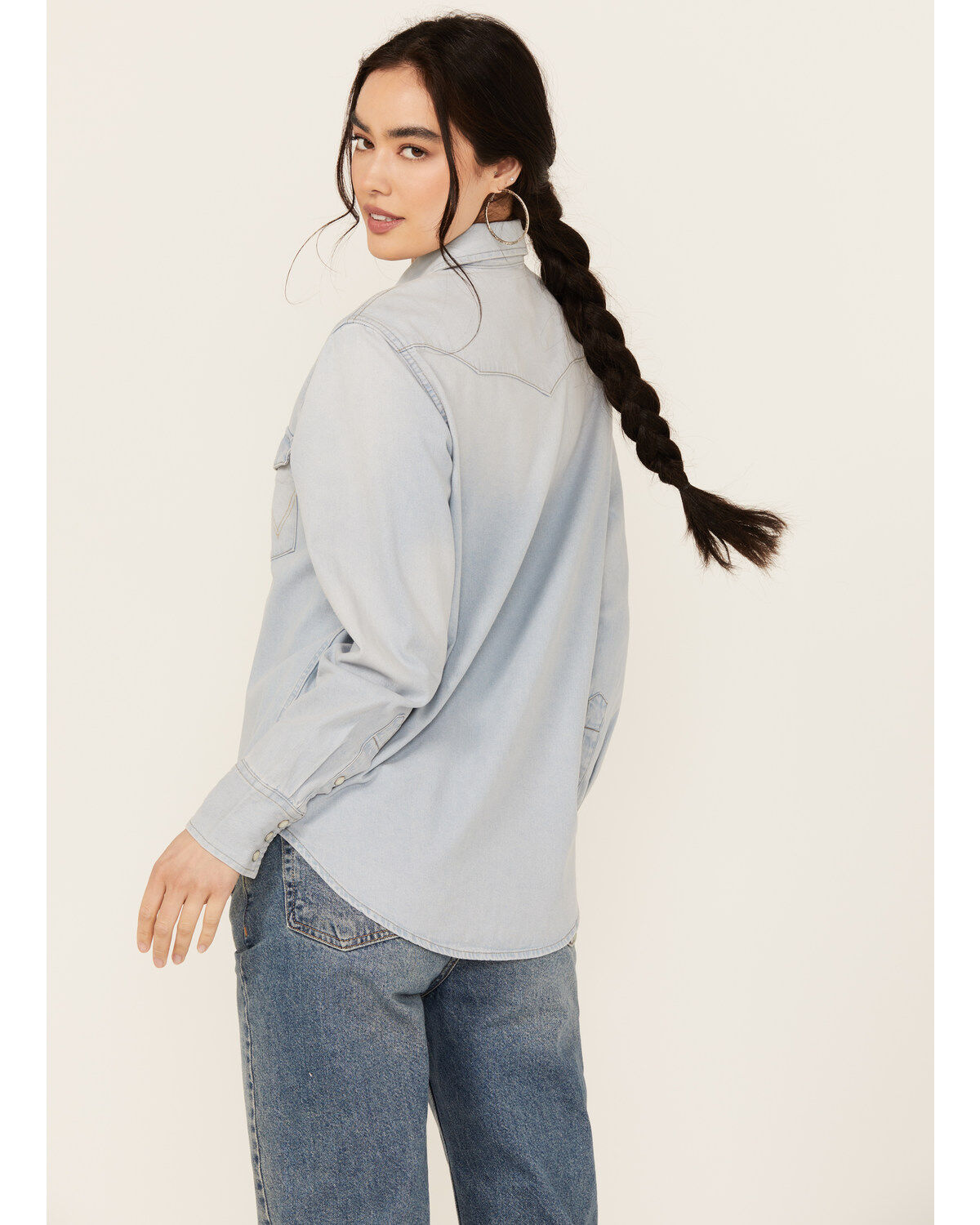 Image #4 - Wrangler Women's Heritage Long Sleeve Snap Western Shirt, Light Wash, hi-res