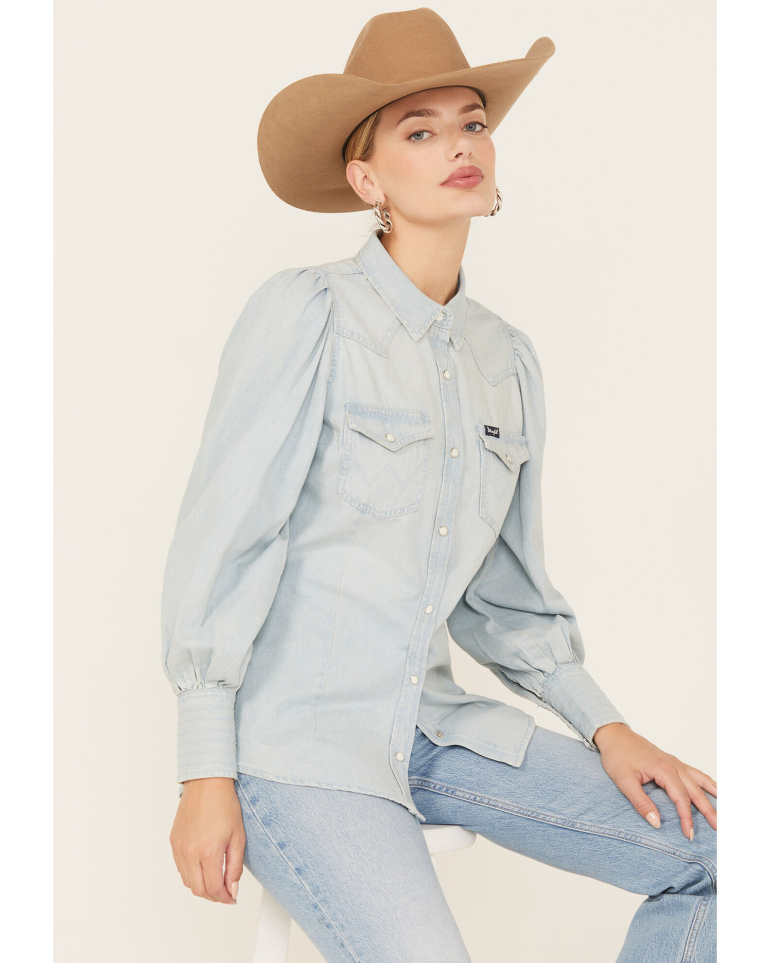 Wrangler Retro Women's Light Wash Denim Poet Long Sleeve Snap Shirt