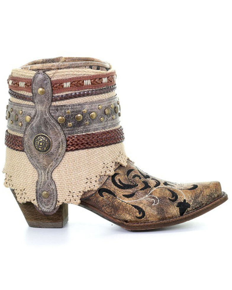 corral booties