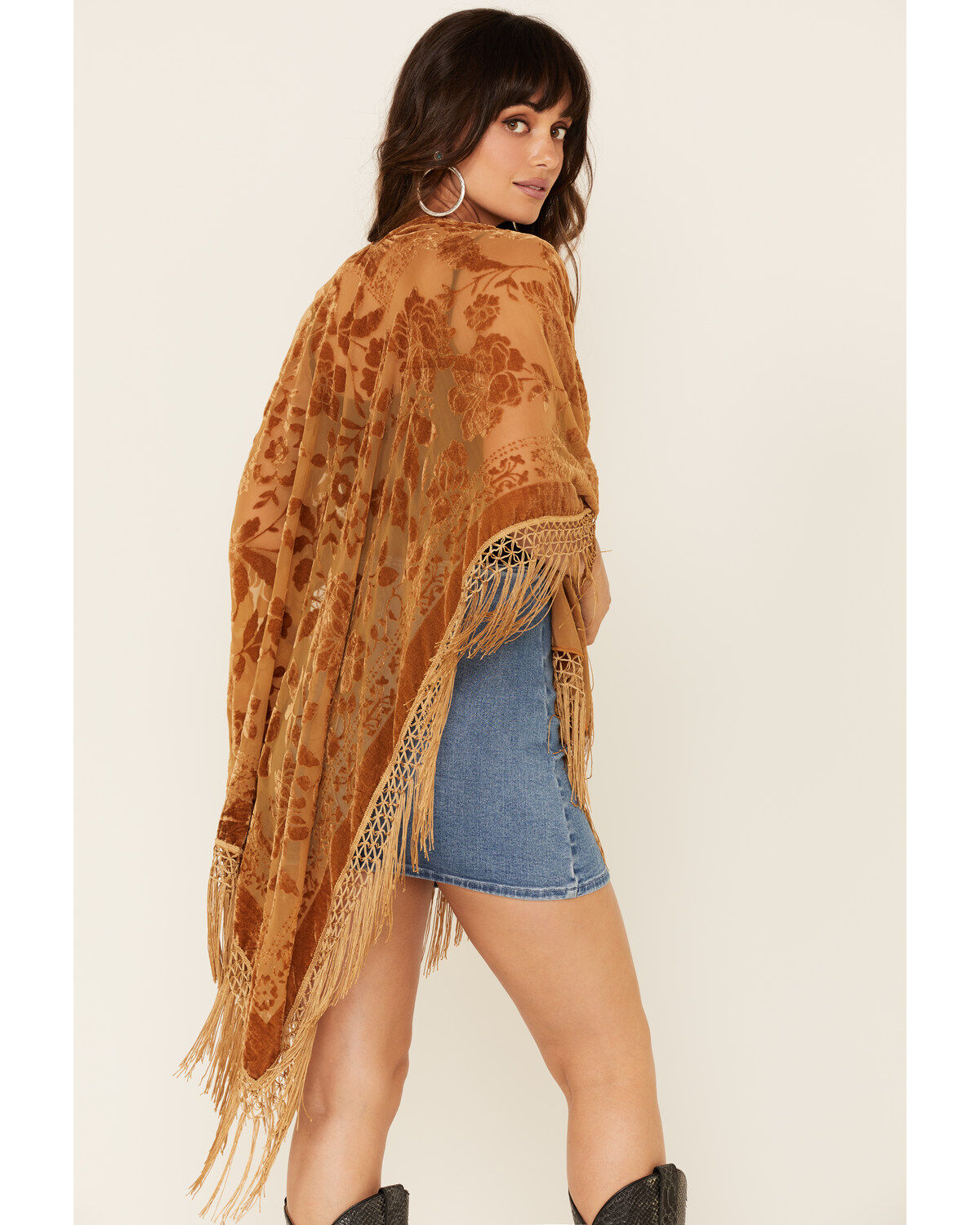 Image #5 - Idyllwind Women's Brown Dancer Fringe Shawl, Brown, hi-res
