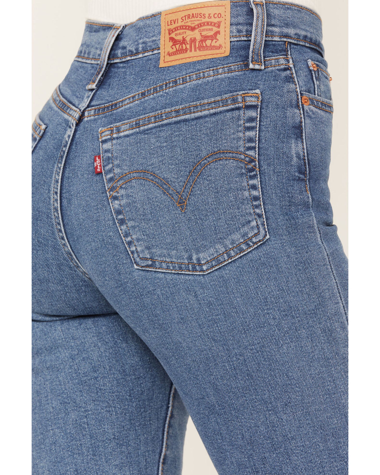 Image #4 - Levi's Women's Medium Wash Summer Love Wedgie Straight Jeans, Medium Wash, hi-res