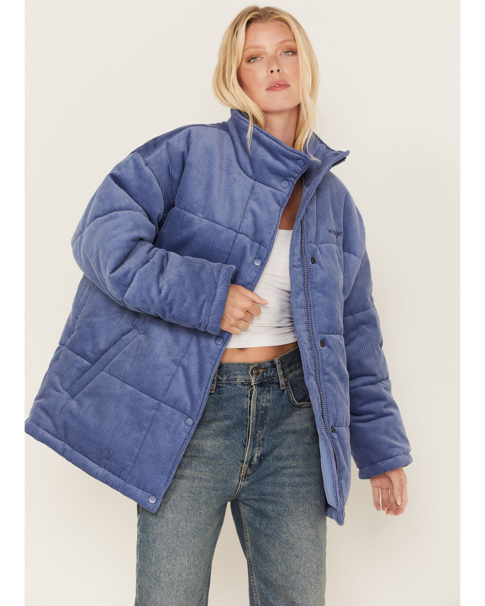 Wrangler Women s Corduroy Oversized Puffer Jacket