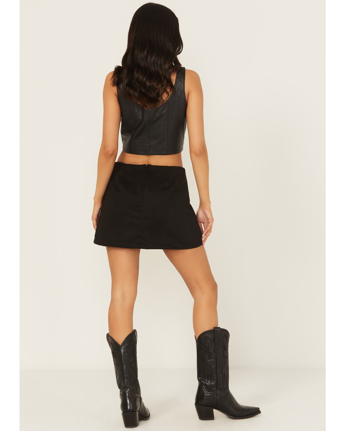 Image #3 - Shyanne Women's Faux Suede Mini Skort, Black, hi-res