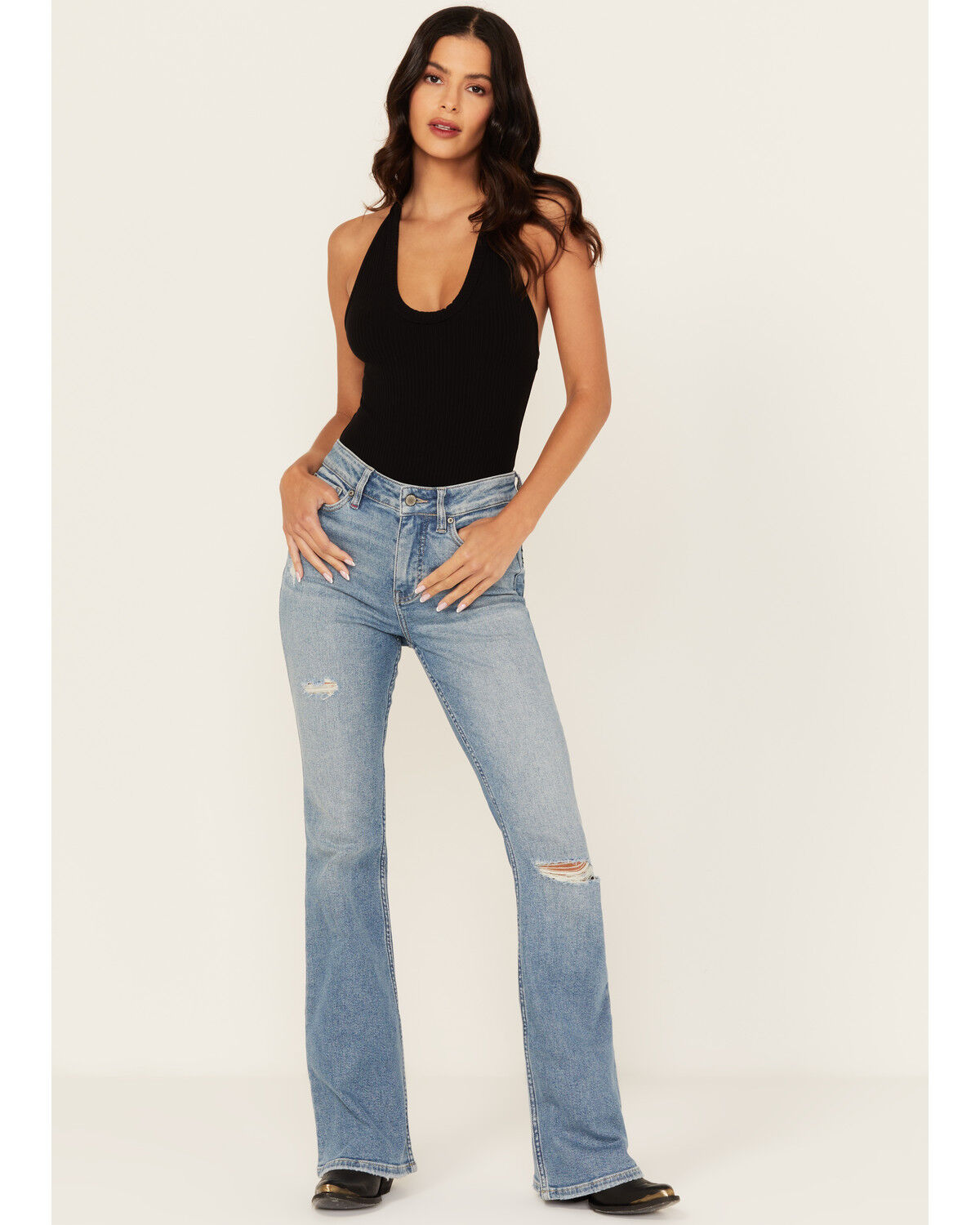 Image #1 - Idyllwind Women's Arbor Medium Wash Outlaw High Rise Flare Super Stretch Denim Jeans, Medium Wash, hi-res