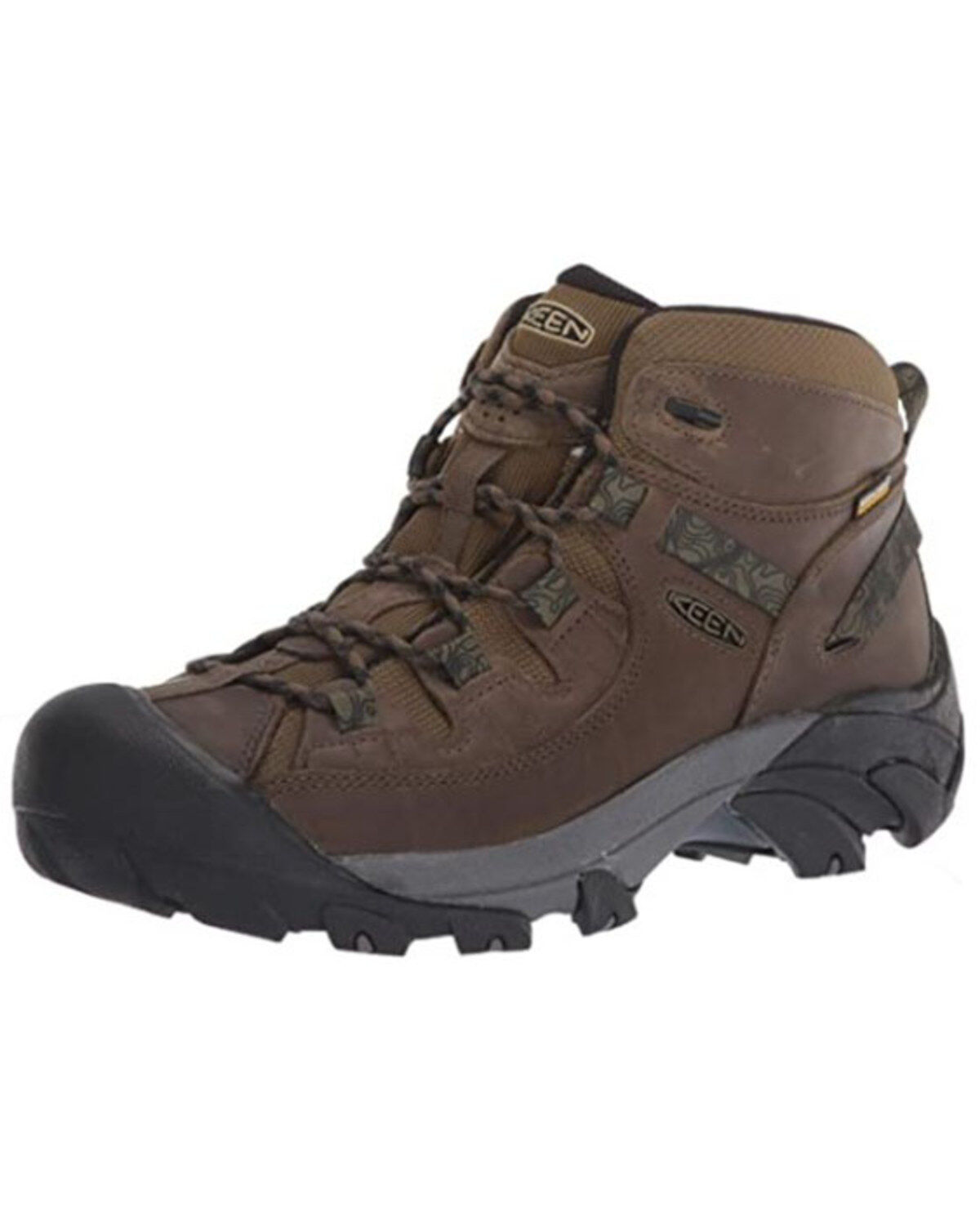 hiking boots for men near me