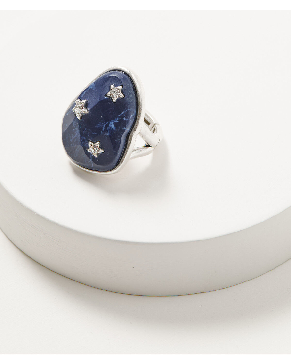 Image #1 - Lainey Wilson Women's Hold Me Star Statement ring, Silver, hi-res