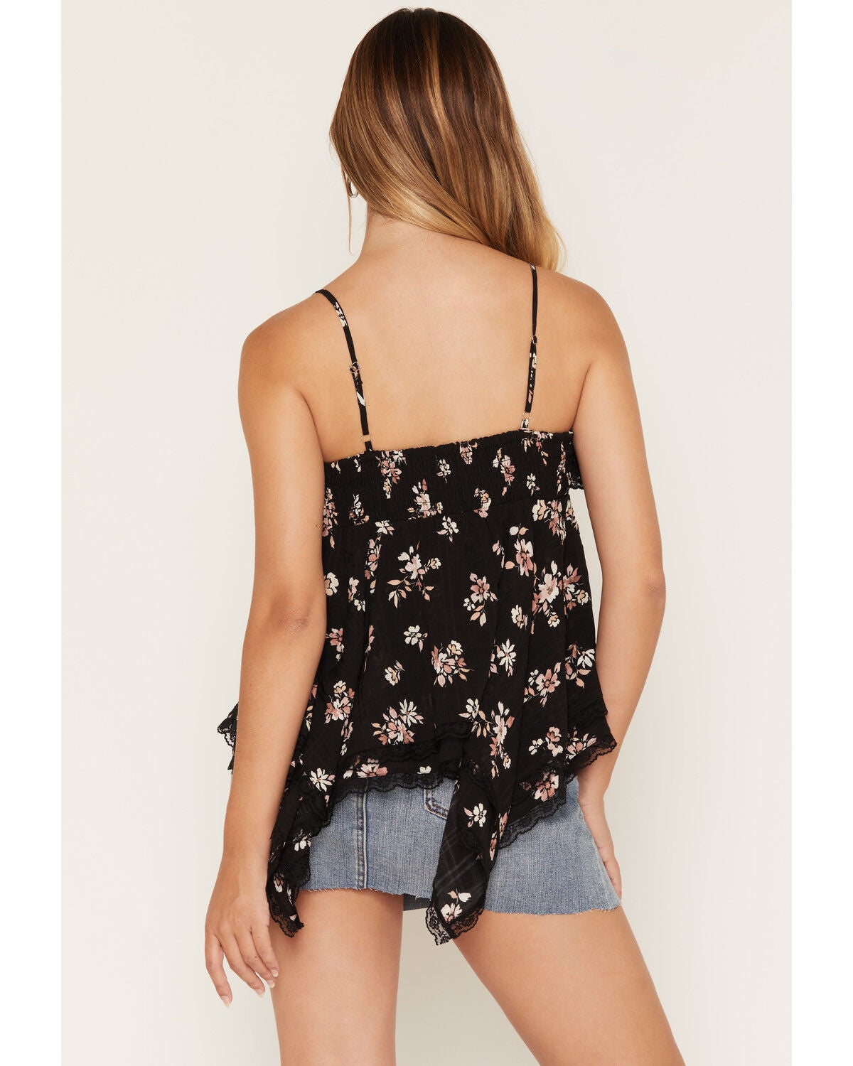Image #4 - Wild Moss Women's Floral Print Sleeveless Hanky Hem Cami, Black, hi-res