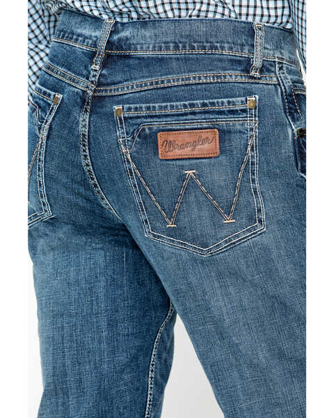 Wrangler Men's Retro Slim Fit Boot Cut Jeans - Layton