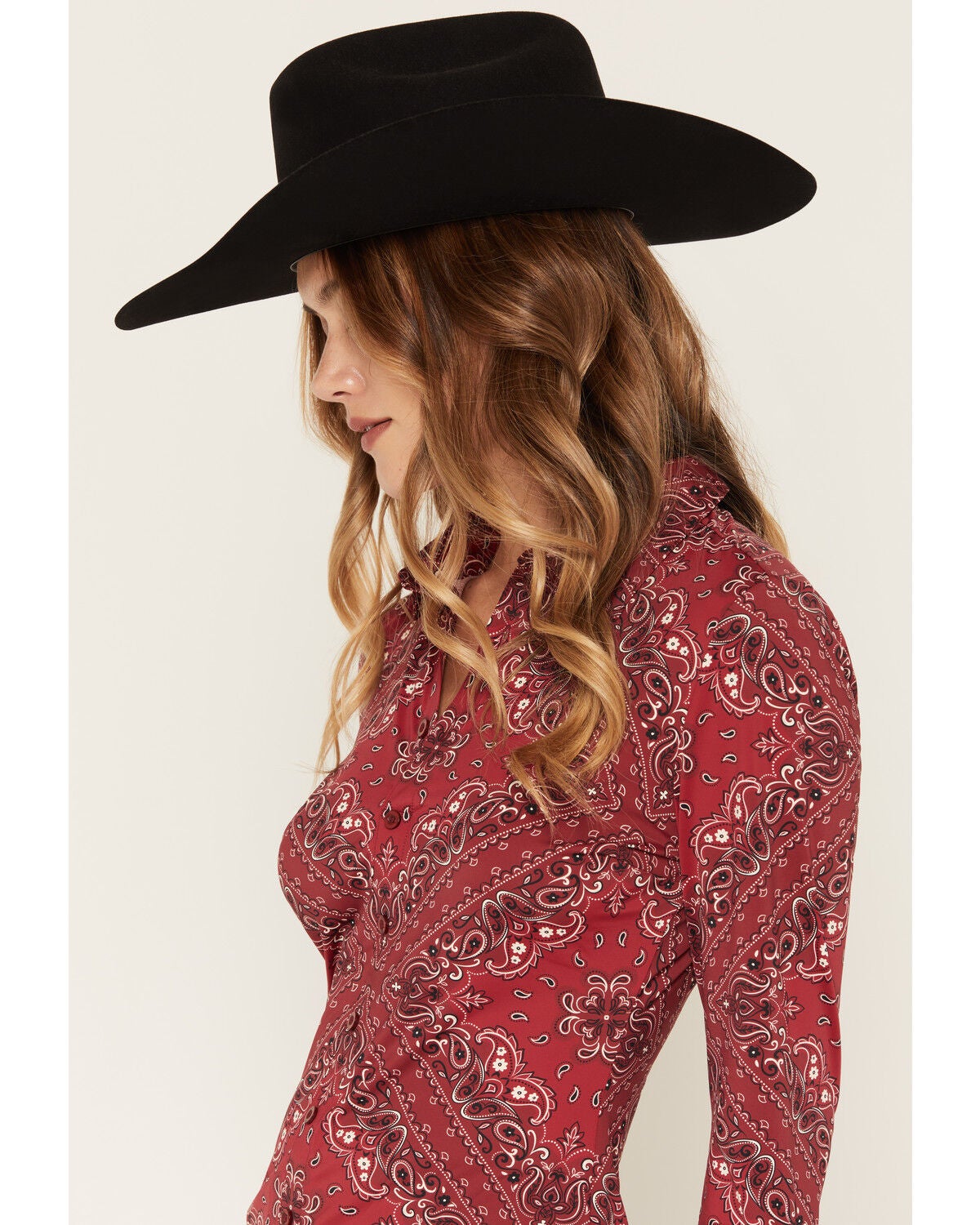 Image #2 - Idyllwind Women's Bamndana Bandana Print Long Sleeve Button-Down Stretch Western Riding Shirt, Red, hi-res