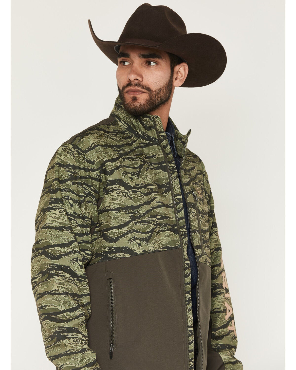 Image #2 - Ariat Men's Logo Camo Logo Concealed Carry Softshell Jacket - Big, Black, hi-res