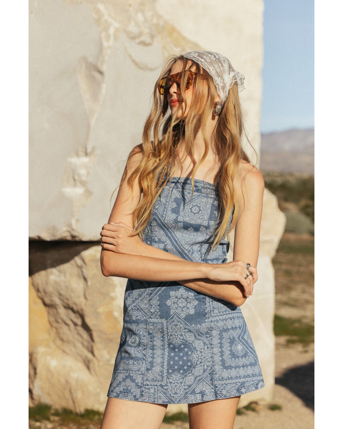 Product Name:  Cleo + Wolf Women's Medium Wash Bandana Print Sleeveless Denim Mini Dress
