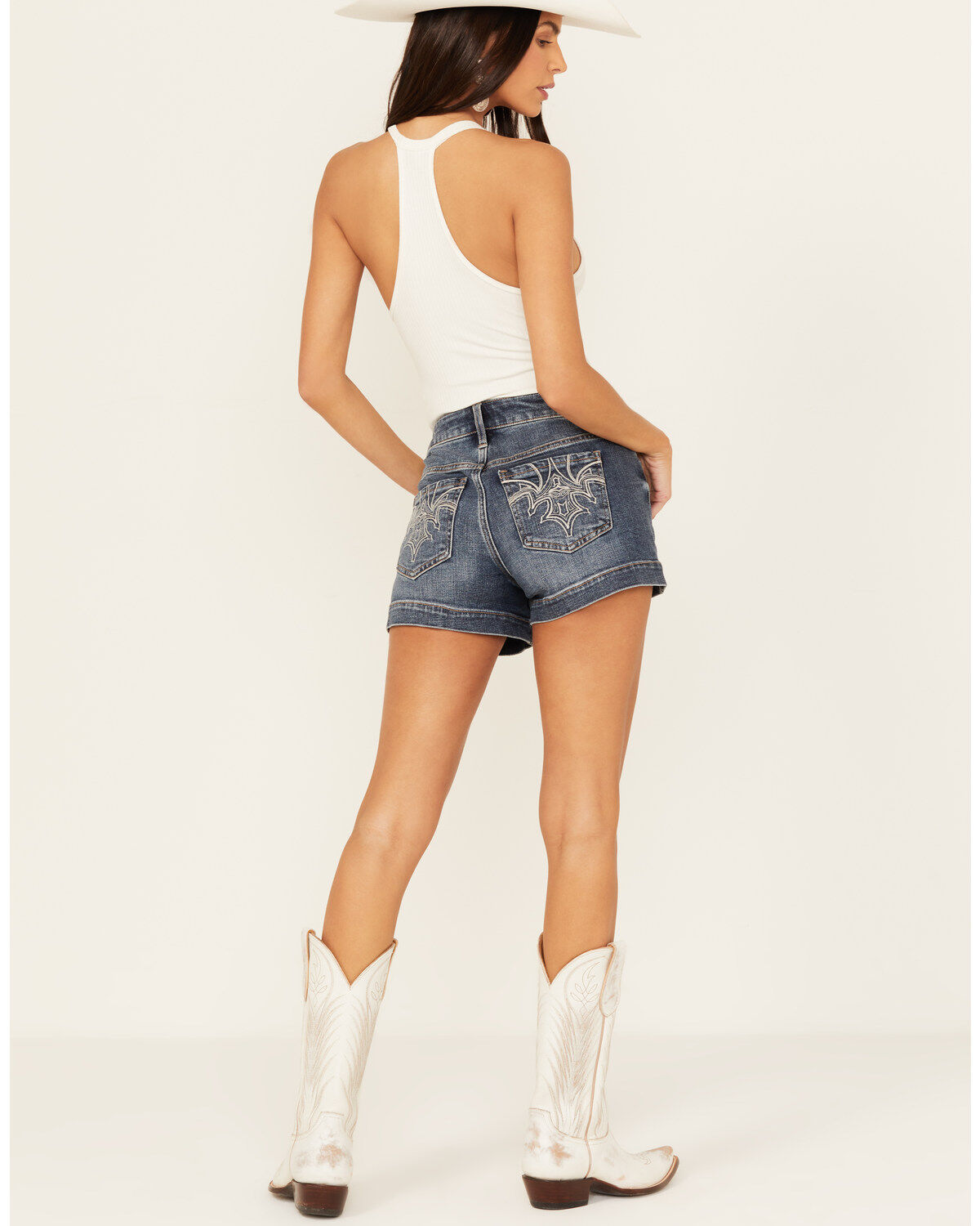Image #1 - Shyanne Women's Medium Wash Mid Rise Novelty Pocket Comfort Stretch Shorts, , hi-res