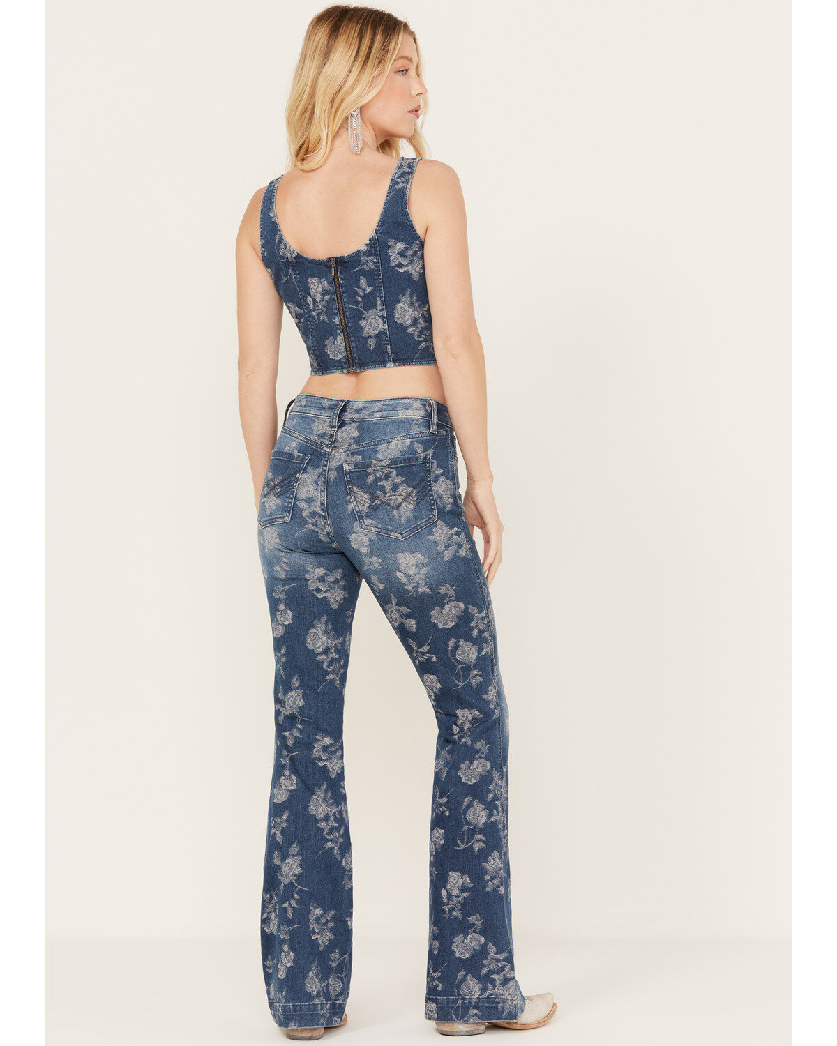 Product Name:  Idyllwind Women's High Risin Floral Drive Flare Jeans
