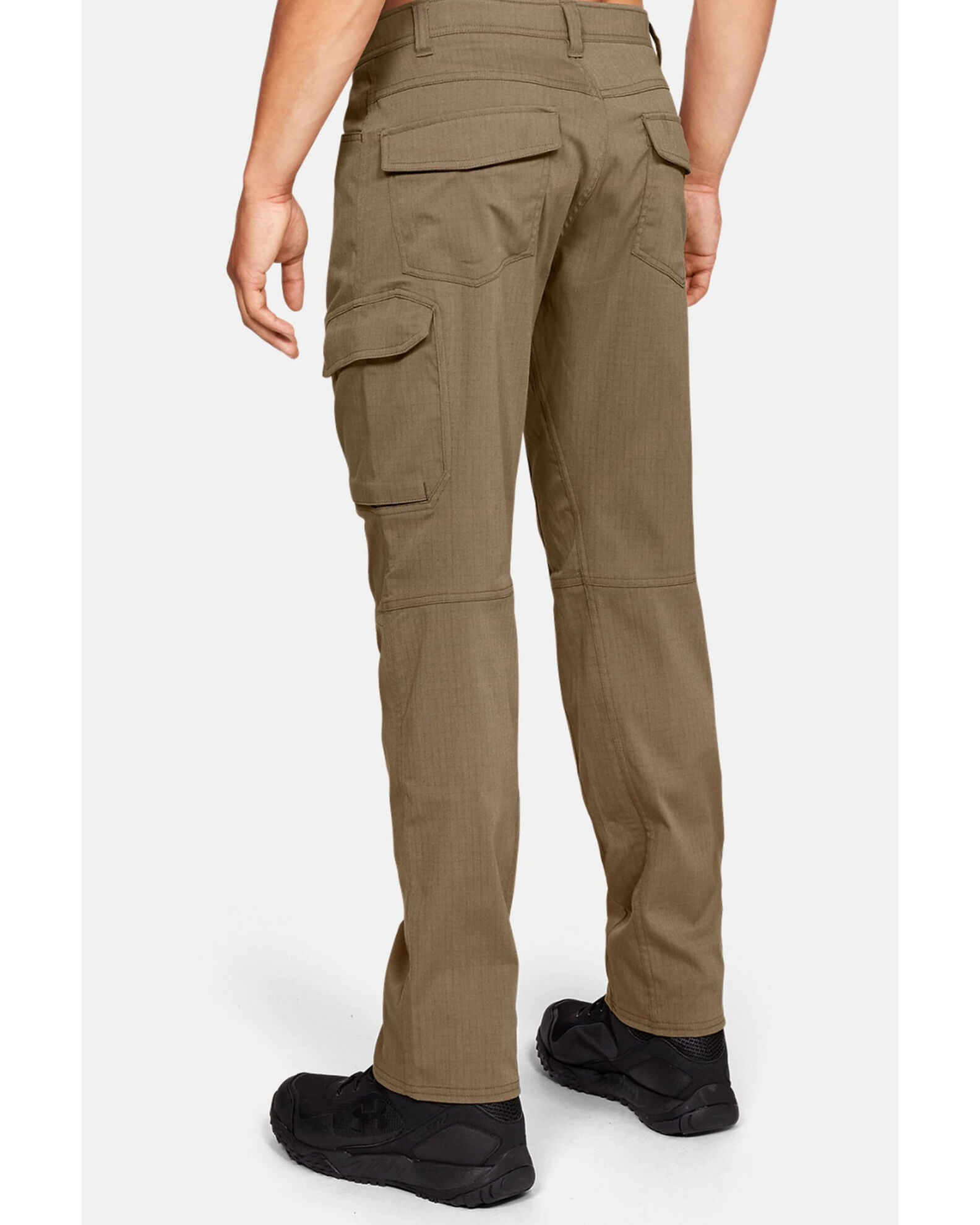 Men's under 2025 armour khaki pants