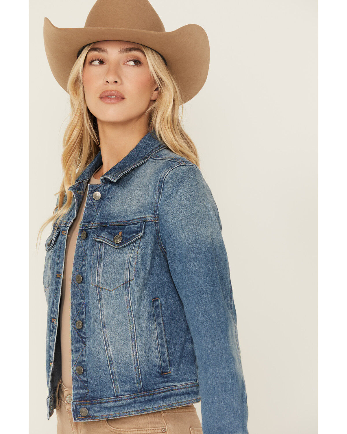 Image #2 - Shyanne Women's Leland Medium Wash Cropped Stretch Denim Jacket, Medium Wash, hi-res