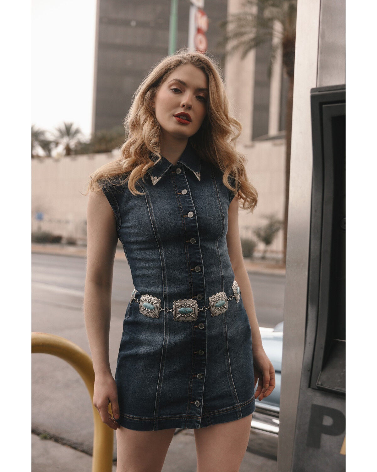 Idyllwind Women's Avalon Sleeveless Button-Down Denim Mini Dress, Medium Wash, hi-res