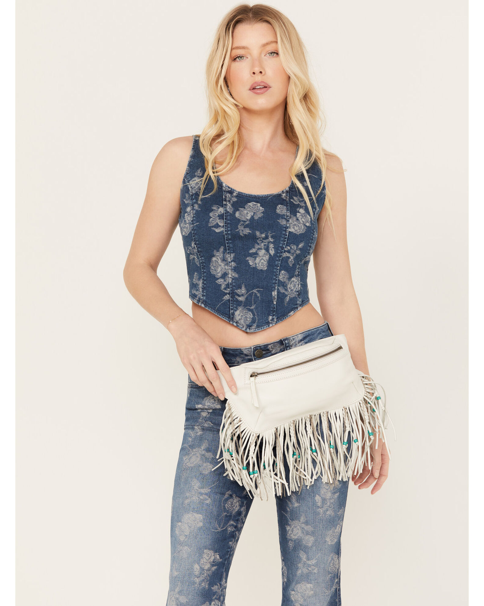 White fringe crossbody bag 2025