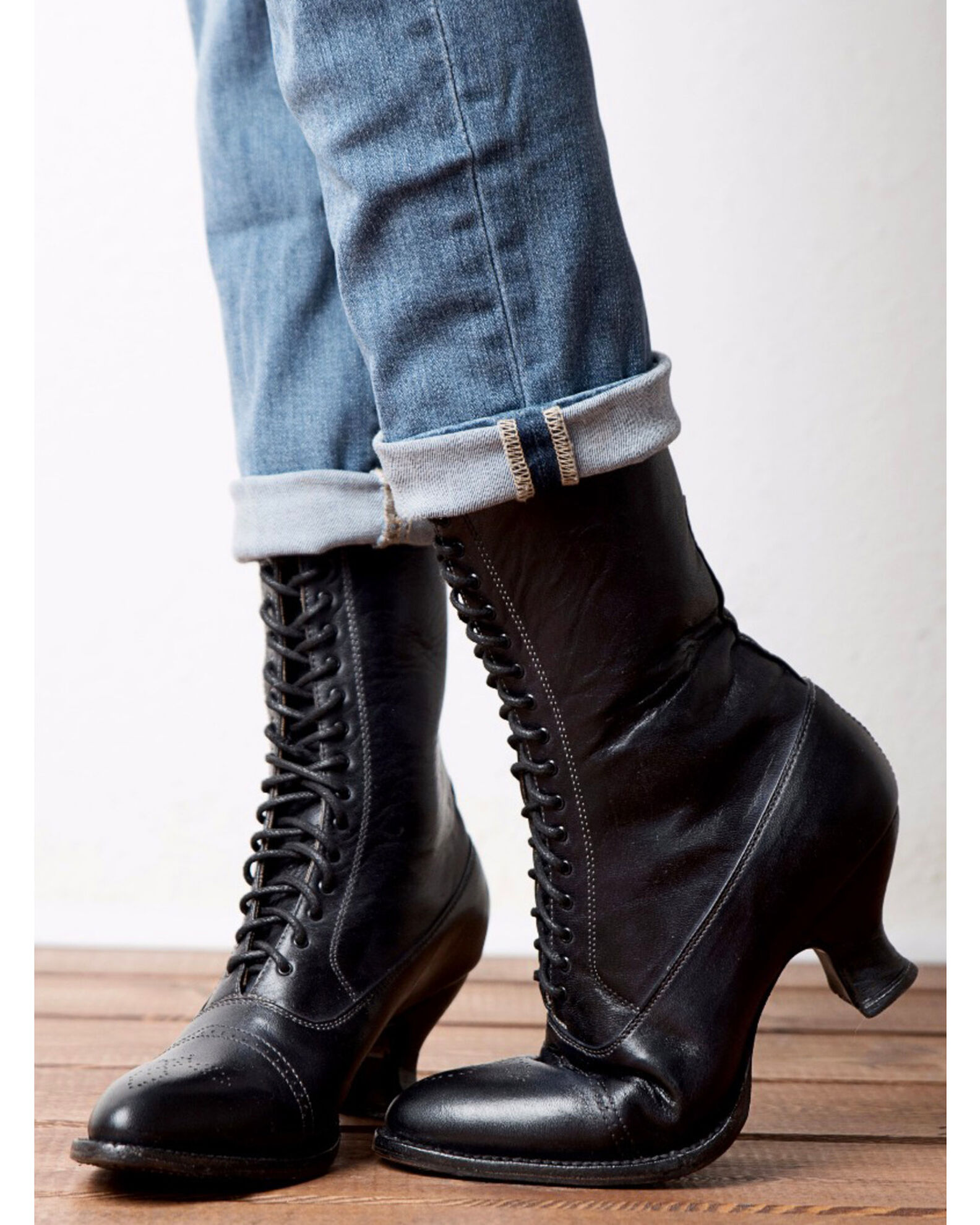 Oak tree boots sale top