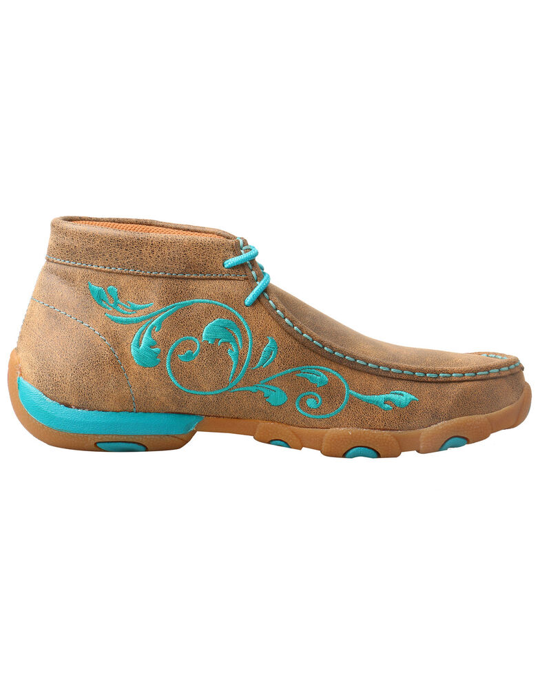 twisted x women's embroidered filigree driving mocs