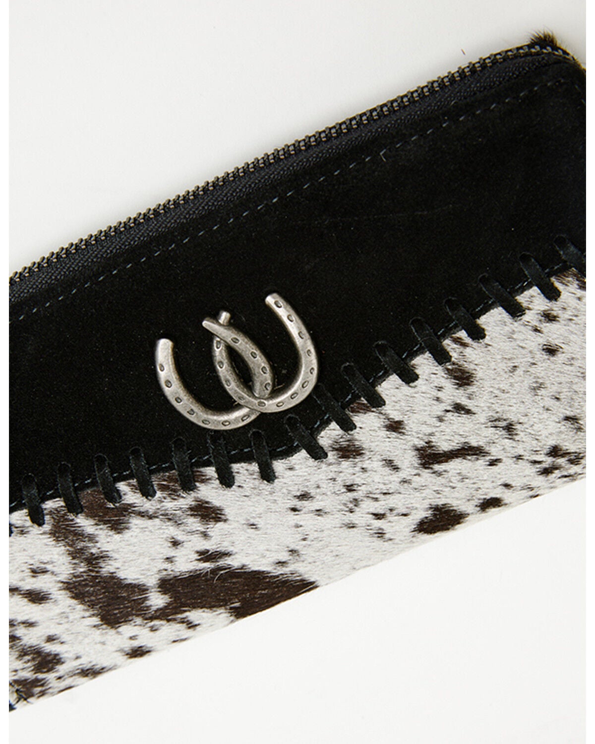 Image #4 - Idyllwind Women's Lyndale Double Horseshoe Hair-On Wallet, Black, hi-res