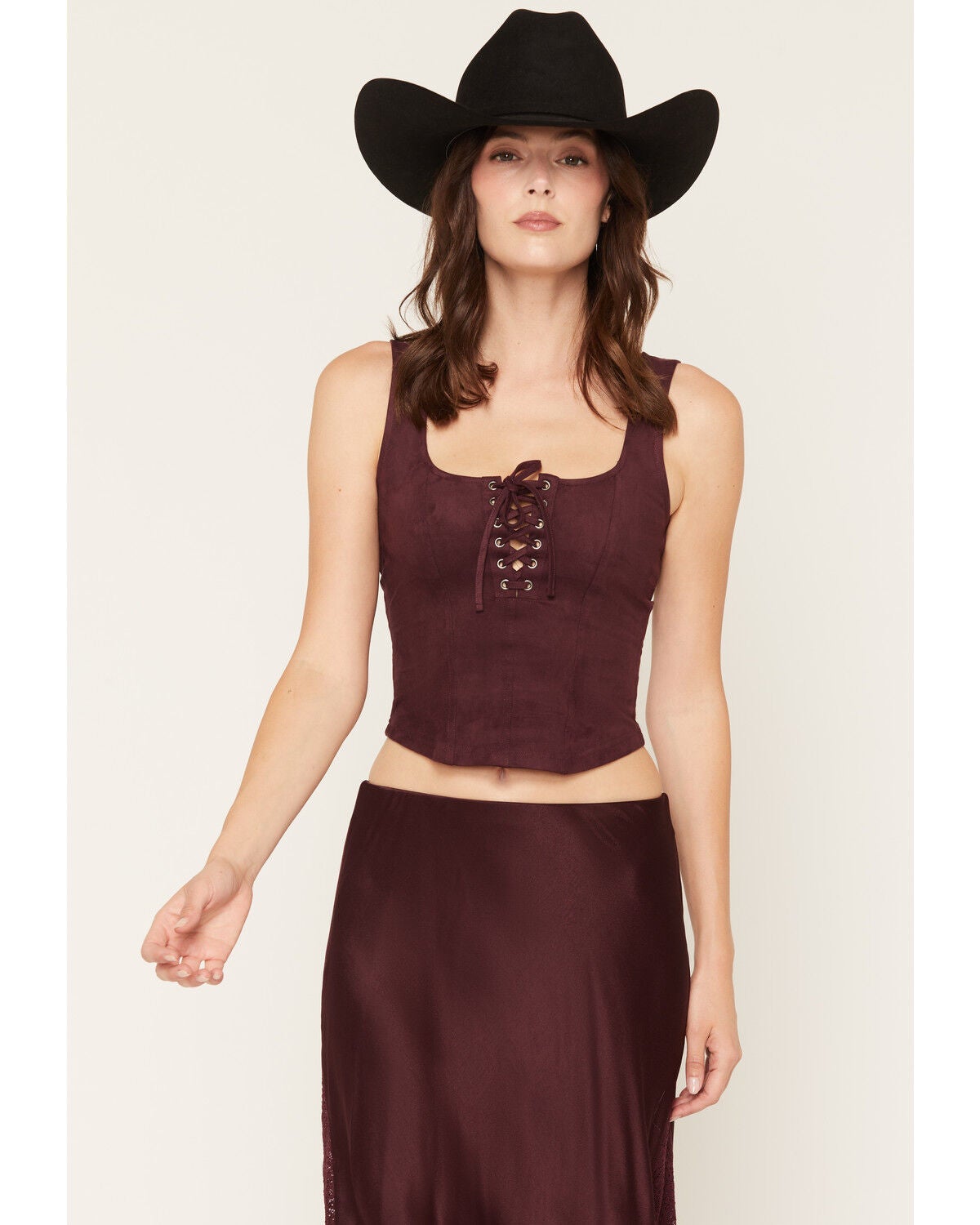Idyllwind Women's Faux Suede Sleeveless Lace-Up Top, Wine, hi-res