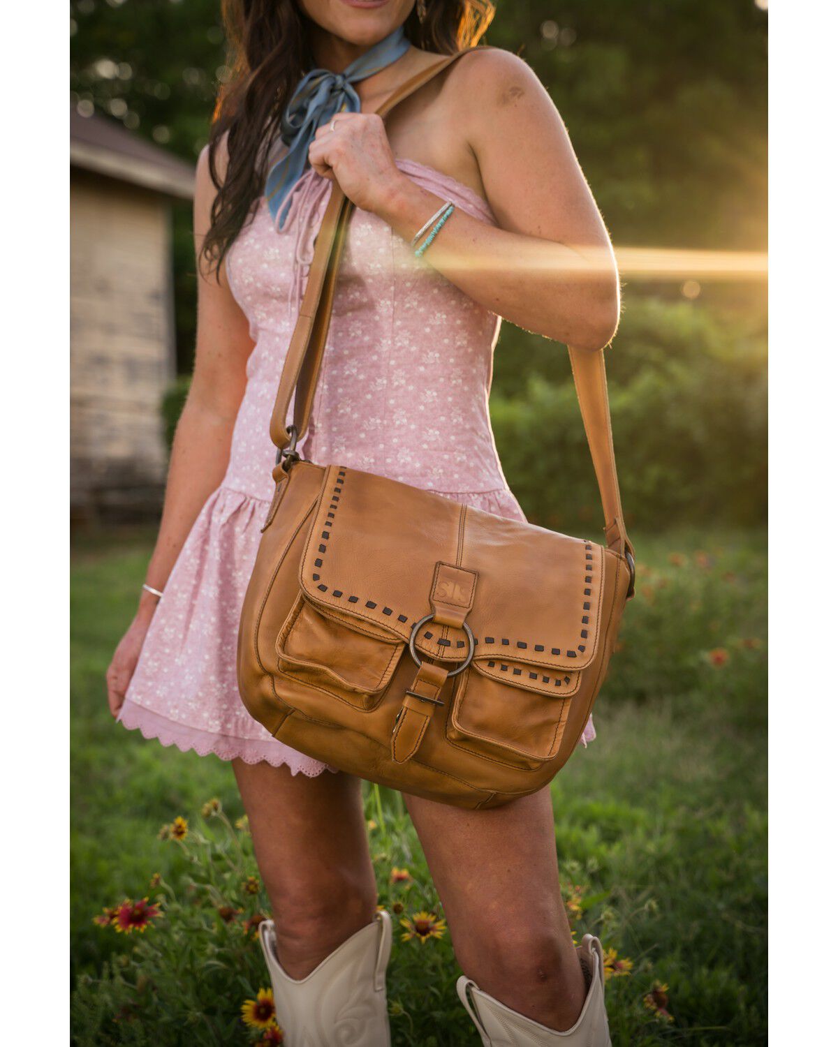 Image #9 - STS Ranchwear by Carroll Women's Bandera Saddle Hobo Bag, Caramel, hi-res