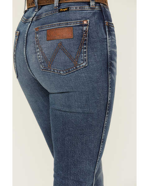 Wrangler Retro Women's Abigail Medium Wash High Rise Slim Stretch Bootcut  Jeans