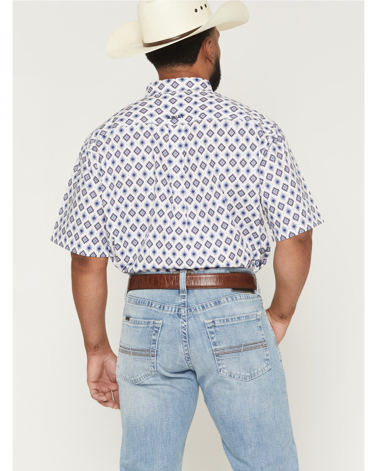 Image #4 - Ariat Men's Baxter Southwestern Print Short Sleeve Button-Down Western Shirt - Tall, White, hi-res