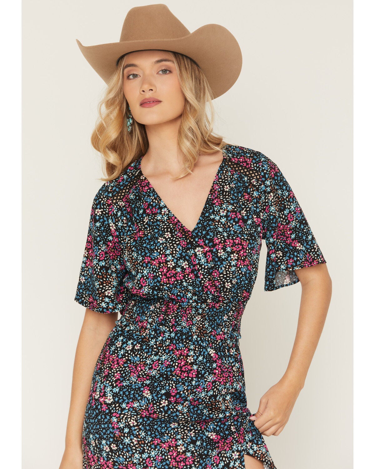 Image #2 - Idyllwind Women's Meadow Floral Print Short Sleeve Cropped Shirt, Black, hi-res