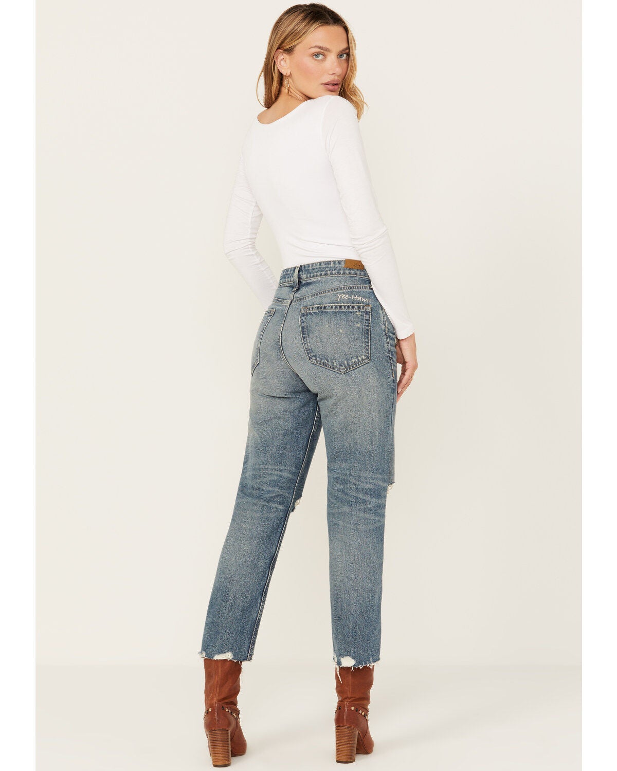 Image #3 - Ariat Women's Medium Wash Ultra High Rise Tomboy Relaxed Straight Jeans, Medium Wash, hi-res